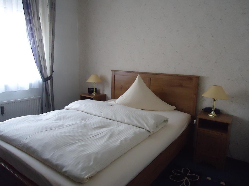 Hotel Central Oberursel Cameră foto